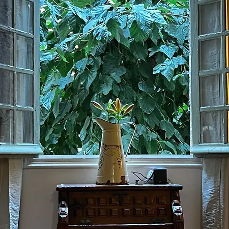 Maison De La Gargoyle